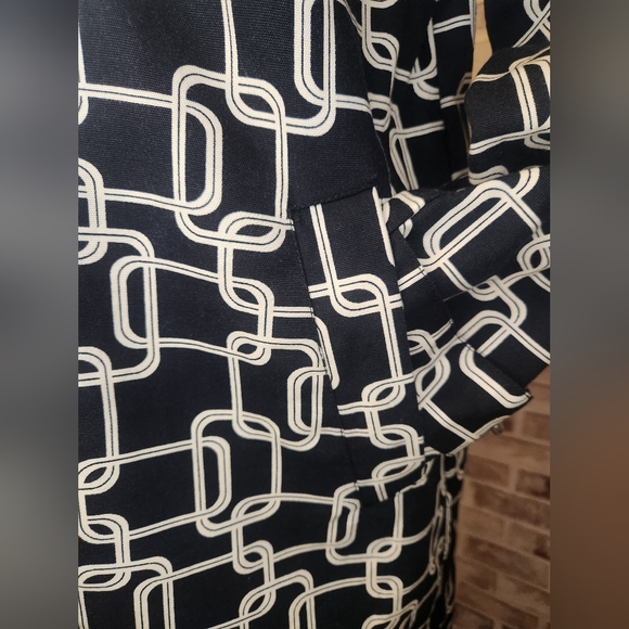 George by Mark Eisen Lightweight Goemetric Trench Coat Size Medium - Picture 5 of 10